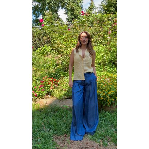 Linen-Blend Pin-Tucked Button Top – Solstice Last Light - Picture 10 of 10